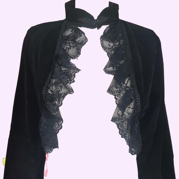 🖤 Gothic Jacket/ Bolero 🦇 Black 🦇 Velvet 🦇 Lace 🖤 - Picture 4 of 8